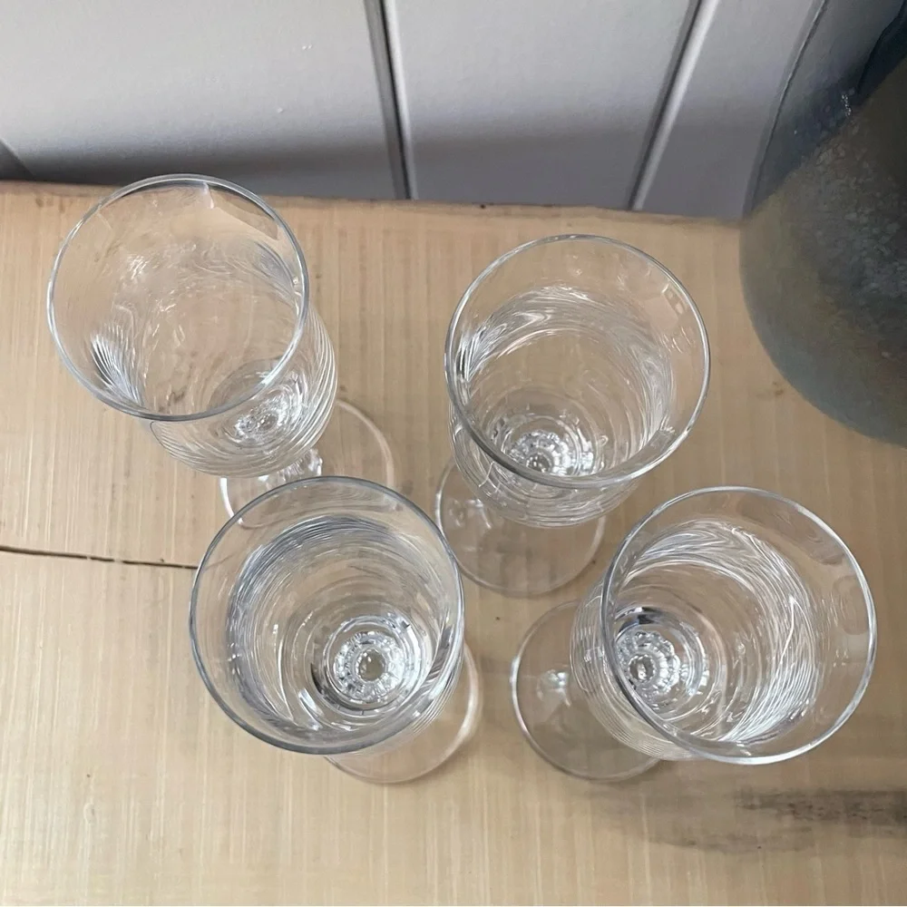 $15 SALE Vintage Champagne Flutes 4 Pc Set Party Glasses Holiday Wedding - Picture 3 of 6